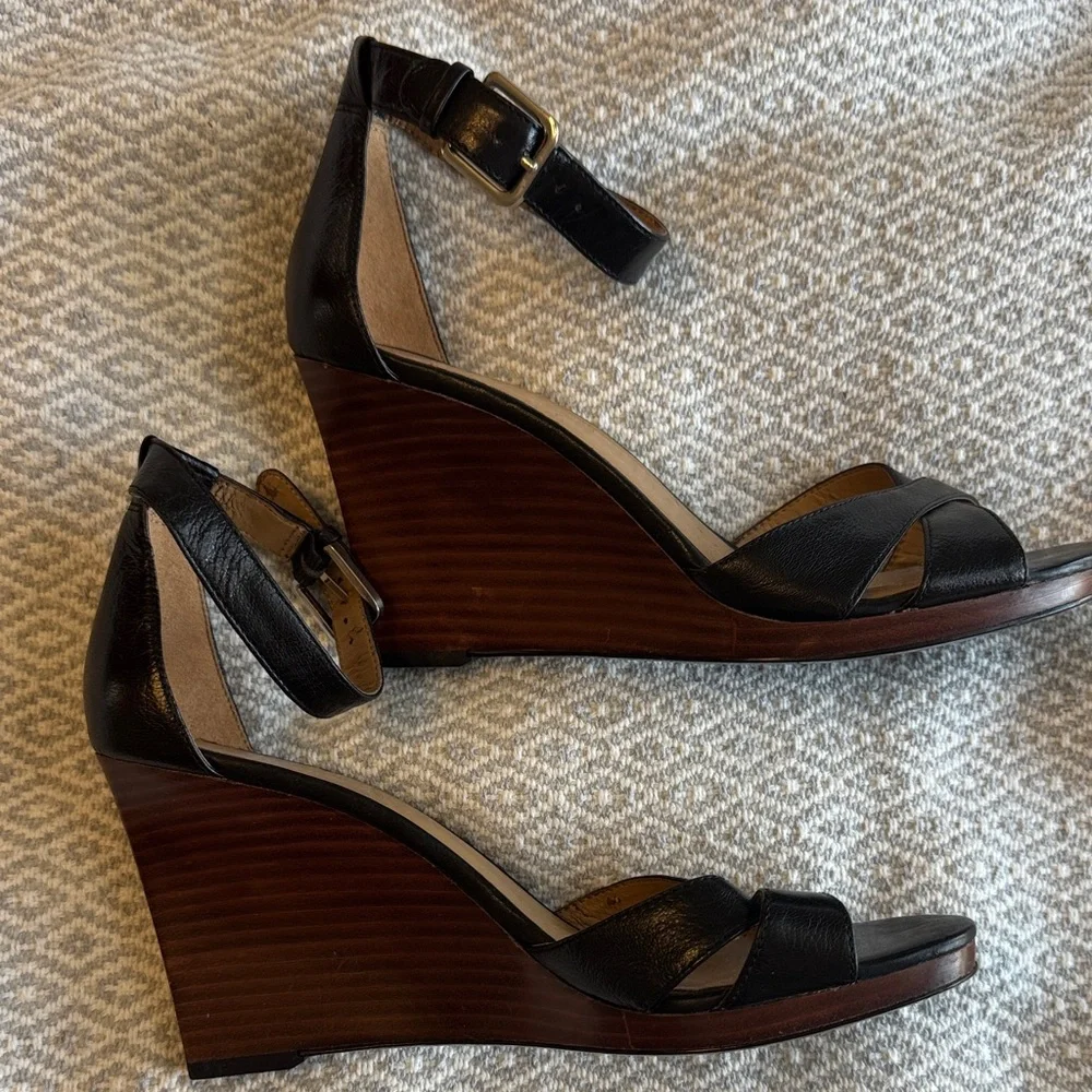 Nine West Black Leather Ankle-Strap Wedge Sandals with Wood-Tone Heel